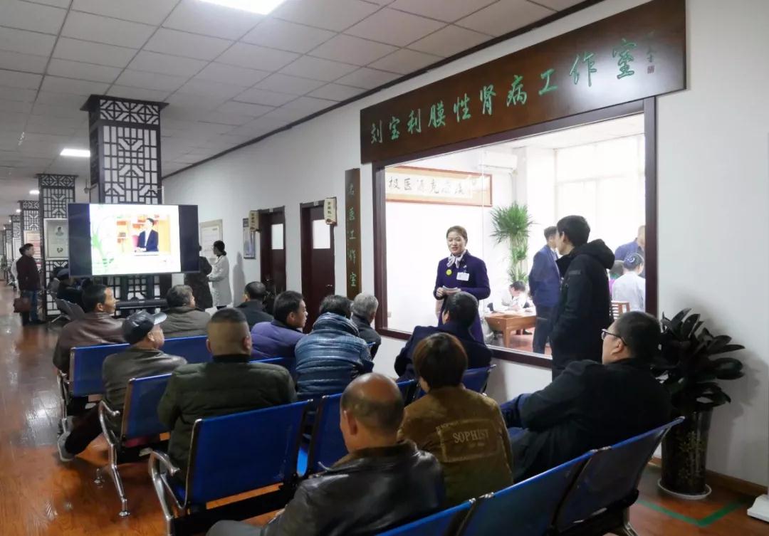 义诊活动现场